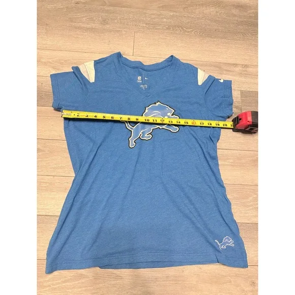 Nike NFL Detroit Lions Womens XL V-Neck T-Shirt Blue Short Sleeve Fan Gear - Picture 6 of 9